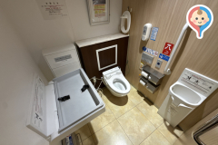 泉大津PA(2F)のオムツ替え台情報