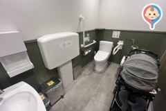 デニーズ 羽村店のオムツ替え台情報