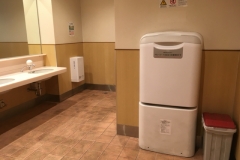 DCMカーマ21名古屋城北店(1F)のオムツ替え台情報