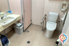 西松屋チェーン 守山店のオムツ替え台情報