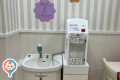 イオン小山店(2階 赤ちゃん休憩室)
