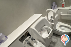 koe donuts kyoto コエ・ドーナツ京都(1F)のオムツ替え台情報