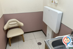 バースデイ港川店(2F)の授乳室・オムツ替え台情報