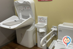 メガセンタートライアル桜の郷店のオムツ替え台情報