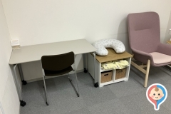 大阪市立鶴見図書館(1F)のオムツ替え台情報