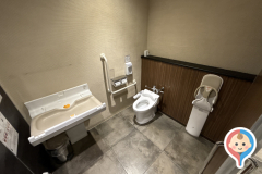 イオンモール神戸南(1F)のオムツ替え台情報