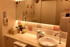 茗荷谷キッズクリニック(B1)の授乳室・オムツ替え台情報