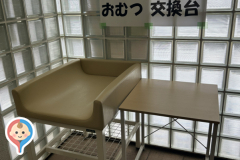 公衆トイレのオムツ替え台情報