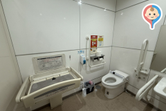 セリア千種店(2F)のオムツ替え台情報