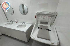 渋谷区役所前駐車場(B2)のオムツ替え台情報