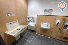 大山田pa(下り)のオムツ替え台情報