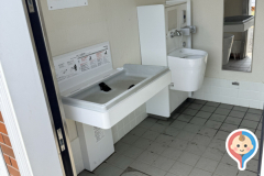 鶴見花月園公園　大原っぱのオムツ替え台情報