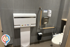 マクドナルド 東静岡池田店のオムツ替え台情報