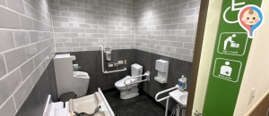 スーパーマルハチ 二見店のオムツ替え台情報