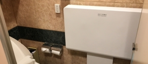 ジョナサン 方南町店のオムツ替え台情報