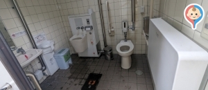 都立葛西臨海公園 バーベキュー広場のオムツ替え台情報