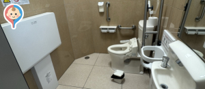 しまむら　田川店(1F)のオムツ替え台情報