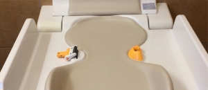 コメダ珈琲店 仙台荒井店(1F)のオムツ替え台情報