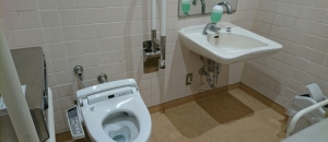 西友国立店(3F)のオムツ替え台情報