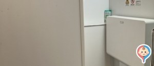 新千波湖西駐車場トイレのオムツ替え台情報