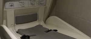 ラゾーナ川崎プラザ(3F LOFT付近トイレ)のオムツ替え台情報