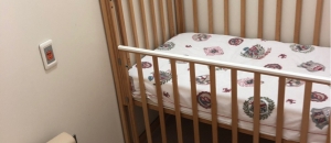 山形大学医学部附属病院 エスカレーター近く(2F)の授乳室・オムツ替え台情報