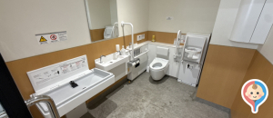 ココカラファイン 魚住店のオムツ替え台情報