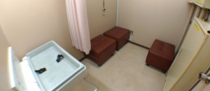 横浜市立金沢動物園(ほのぼの広場(アメリカ休憩所))の授乳室・オムツ替え台情報