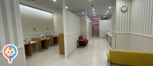 ピアドゥ（Pia Do）(2階キャンドゥとオムツ売場の間にある。ママと赤ちゃんのみの授乳室(個室)は3部屋、パパも入れる授乳室(個室)は2部屋あり。オムツ替え台の他に着替え台ベビーカー置き場もある。給湯器もあり。)の授乳室・オムツ替え台情報