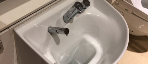 メイクマン浦添本店(2F)のオムツ替え台情報