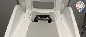 長崎駅前　東口トイレ(1F)のオムツ替え台情報