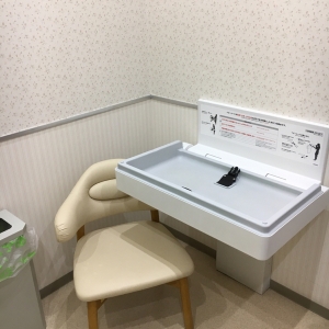 スーパーセンターオークワ生駒上町店の授乳室・オムツ替え台情報 画像2
