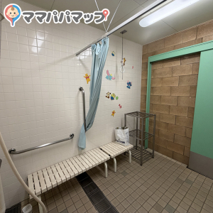 玄海田公園レストハウス(1F)の授乳室・おむつ替え台の写真(1枚目)