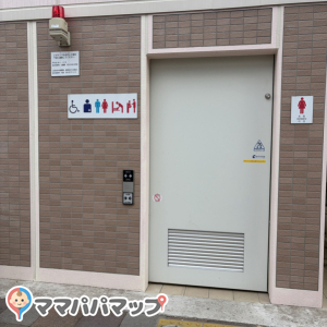 源氏前公園(B1)の授乳室・おむつ替え台の写真(1枚目)