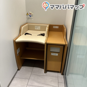オムツ台