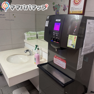 Zhongshan station(B1)の授乳室・おむつ替え台の写真(4枚目)