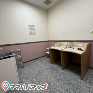 バースデイ久留米櫛原店の授乳室・オムツ替え台情報 画像2