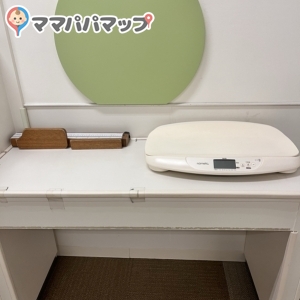 イオンモール鈴鹿(2階 赤ちゃん休憩室)の授乳室・オムツ替え台情報 画像7