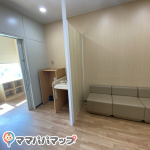 えきにこわ内「赤ちゃんの駅」(JR新小岩南口ビル(シャポー)6階)の授乳室・オムツ替え台情報 画像1