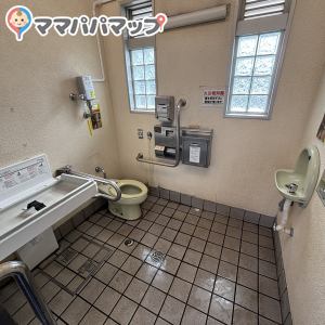 和光樹林公園の授乳室・おむつ替え台の写真(1枚目)
