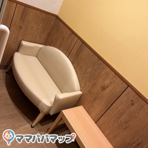 カインズ直方店の授乳室・オムツ替え台情報 画像1