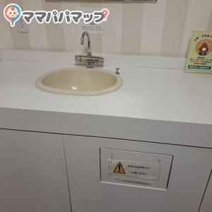 草加マルイ(5F)の授乳室・オムツ替え台情報 画像2