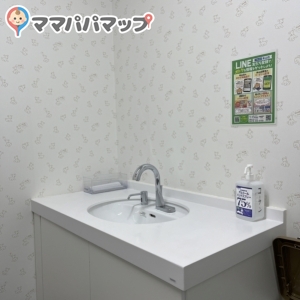 コーナン本山店の授乳室・オムツ替え台情報 画像2