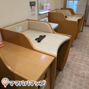 おむつ交換台