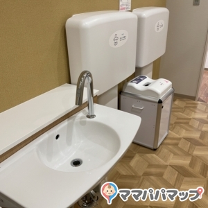 カメイドクロック（KAMEIDO CLOCK）(4F)の授乳室・おむつ替え台の写真(5枚目)