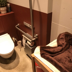 ピッツェリアエイト 中目黒店(1F)のオムツ替え台情報 画像2