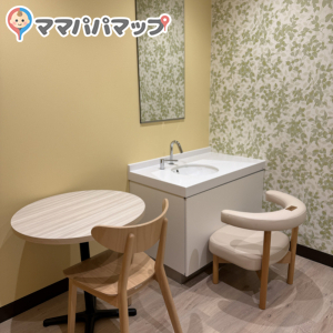 アリオ八尾MOVIX内(4F)の授乳室・オムツ替え台情報 画像3