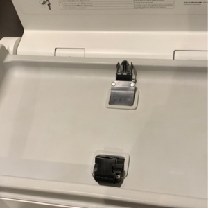 ベビーカーごと入れる広いトイレがあります