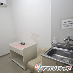 西松屋 葛飾東水元店(1F)の授乳室・オムツ替え台情報 画像1