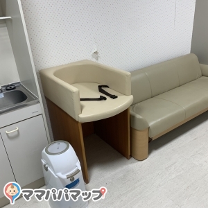 手前の部屋、男性入室可能